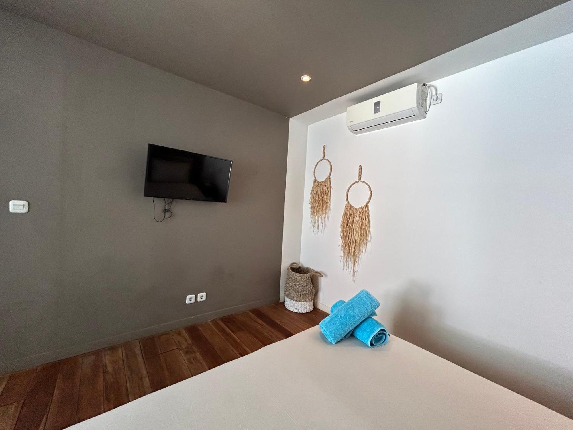 Meno Suites กิลิเมโน ภายนอก รูปภาพ